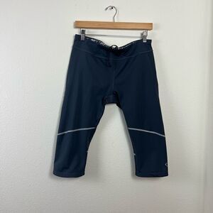 Moving Comfort Womens Capri M